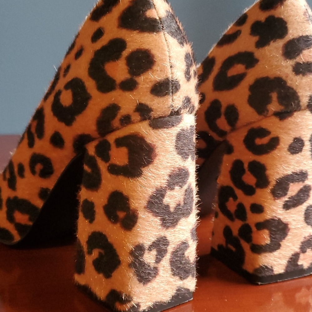 Leopard heels - Picture 2 of 8